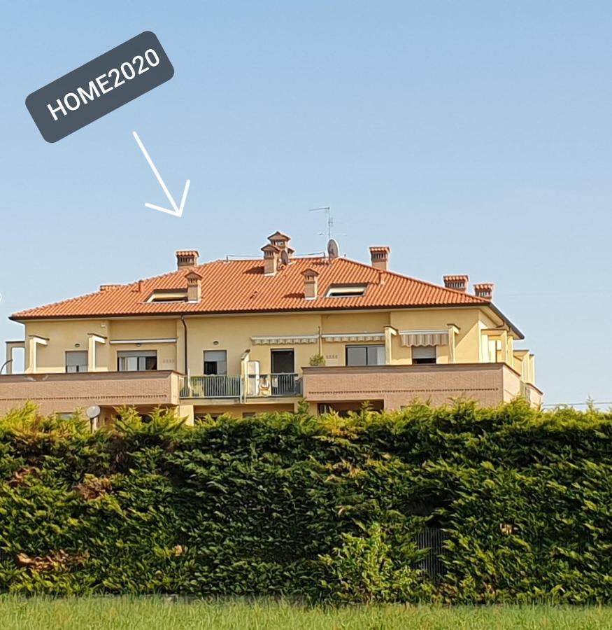 Home 2020: Come A Casa! Feel At Home! Wie Zuhause! جوسّانو المظهر الخارجي الصورة